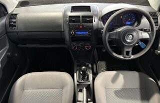 VW POLO VIVO 1.4 TRENDLINE SEDAN 2012 full