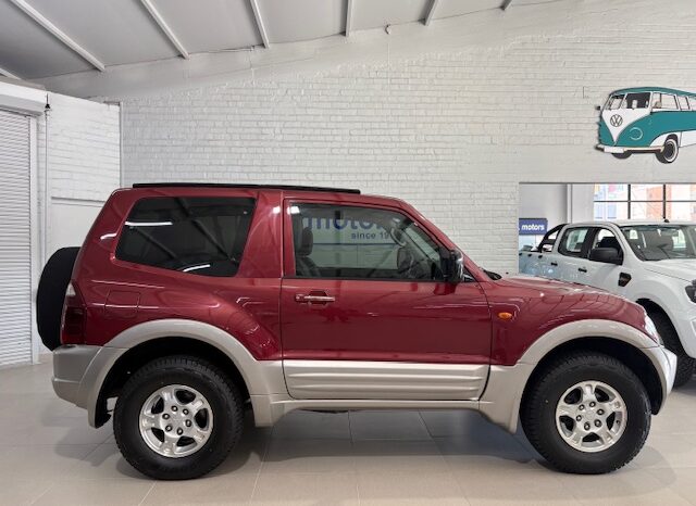 MITSUBISHI PAJERO 3.5 V6 AUTO SWB 2001 full