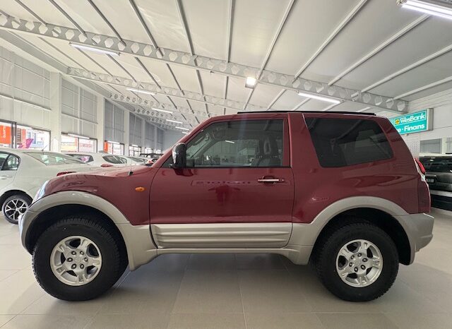 MITSUBISHI PAJERO 3.5 V6 AUTO SWB 2001 full