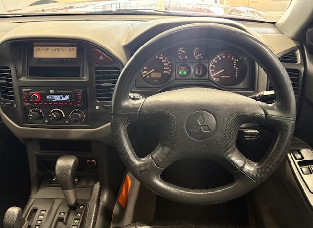 MITSUBISHI PAJERO 3.5 V6 AUTO SWB 2001 full