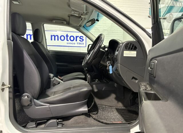 ISUZU KB250D-Teq LE DOUBLE CAB 4X2 2010 full