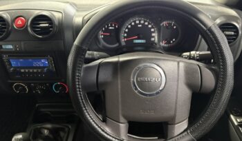 ISUZU KB250D-Teq LE DOUBLE CAB 4X2 2010 full