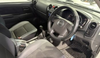 ISUZU KB250D-Teq LE DOUBLE CAB 4X2 2010 full
