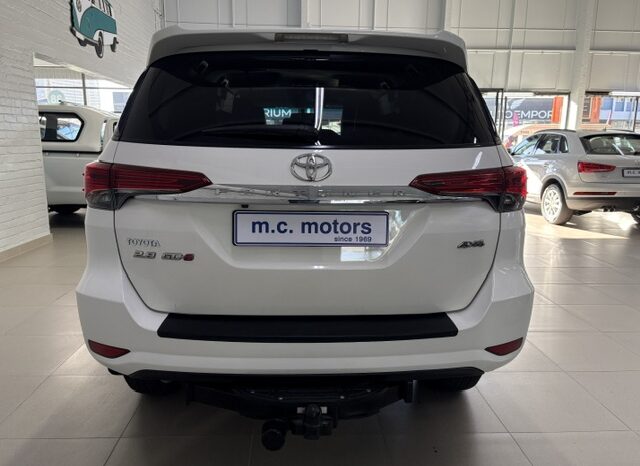 TOYOTA FORTUNER 2.8 GD6 4X4 AUTO 2017 full