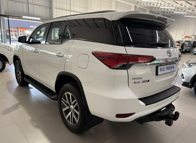 TOYOTA FORTUNER 2.8 GD6 4X4 AUTO 2017 full