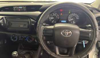 TOYOTA HILUX 2.4 GD S A/C P/U 2022 full