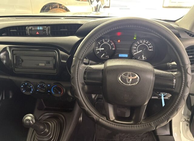 TOYOTA HILUX 2.4 GD S A/C P/U 2022 full