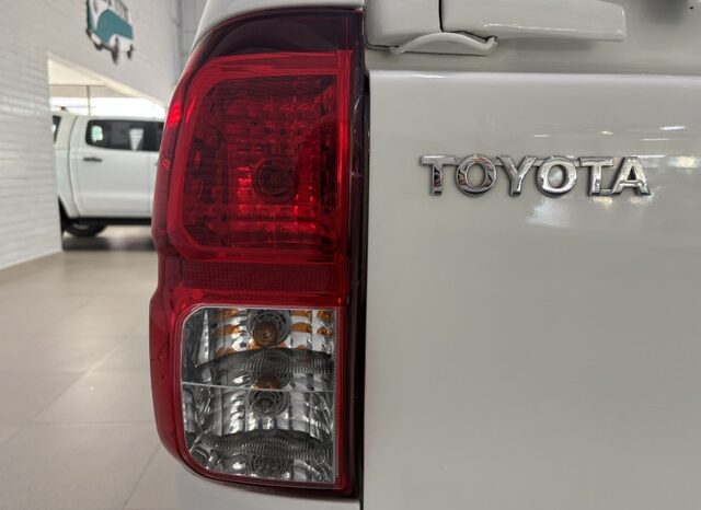 TOYOTA HILUX 2.4 GD S A/C P/U 2022 full