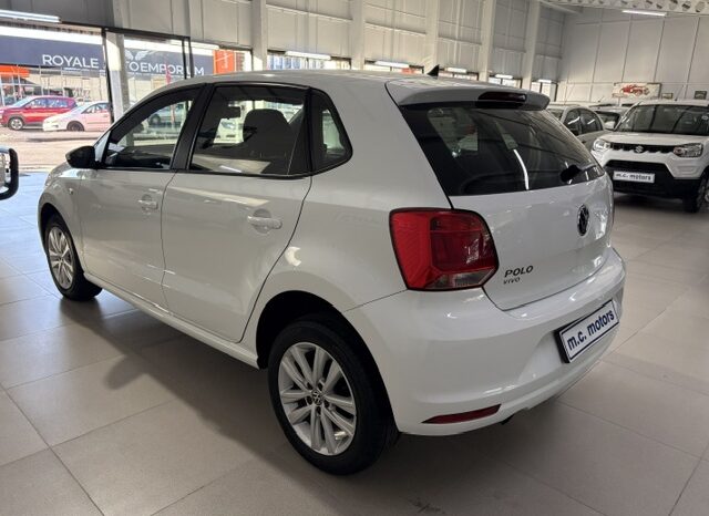 VW POLO VIVO 1.6 COMFORTLINE 5DR AUTOMATIC 2022 full