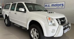 ISUZU KB 300 D-TEQ LX D/CAB 2010