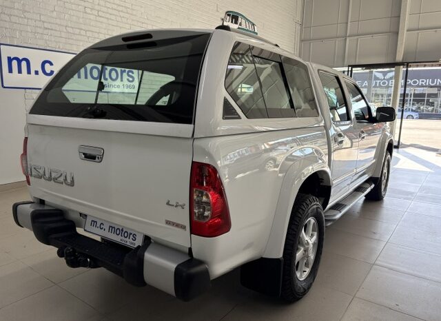ISUZU KB 300 D-TEQ LX D/CAB 2010 full