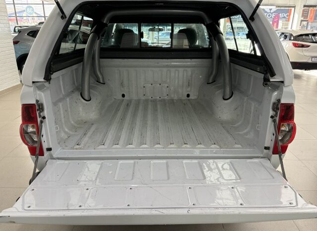 ISUZU KB 300 D-TEQ LX D/CAB 2010 full