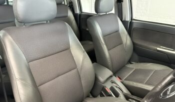 ISUZU KB 300 D-TEQ LX D/CAB 2010 full