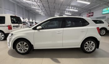 VW POLO 1.2 TSi COMFORTLINE 5DR 2015 full