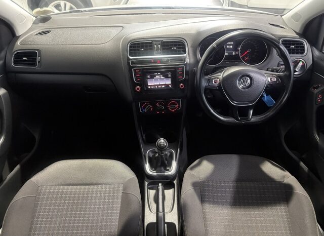 VW POLO 1.2 TSi COMFORTLINE 5DR 2015 full