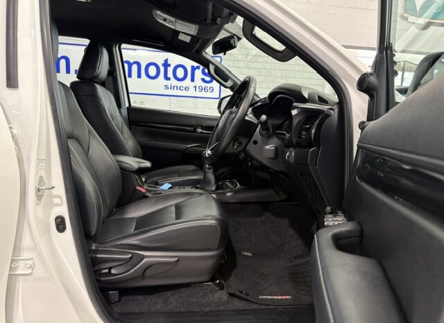 TOYOTA HILUX LEGEND50 2.8 GD6 4X4 D/CAB 2019 full