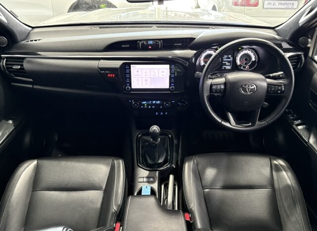TOYOTA HILUX LEGEND50 2.8 GD6 4X4 D/CAB 2019 full
