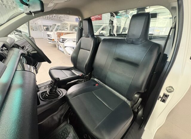 TOYOTA HILUX 2.0 VVTi A/C P/U 2017 full