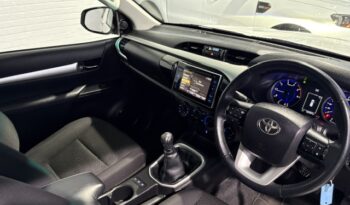 TOYOTA HILUX 2.8 GD6 RAIDER 4X4 S/C P/U 2018 full