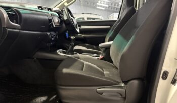 TOYOTA HILUX 2.8 GD6 RAIDER 4X4 S/C P/U 2018 full