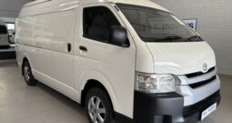 TOYOTA QUANTUM 2.7 HIGH ROOF PANEL VAN LWB 2015