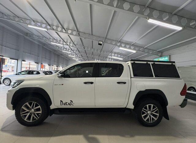 TOYOTA HILUX 2.8 GD6 DAKAR 4X4 AUTO D/CAB P/U 2018 full