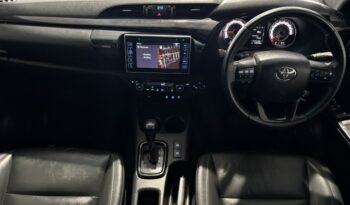 TOYOTA HILUX 2.8 GD6 DAKAR 4X4 AUTO D/CAB P/U 2018 full